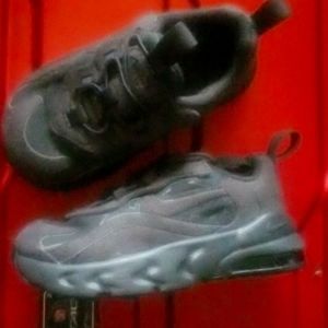 Toddler Nike Black Smeakers